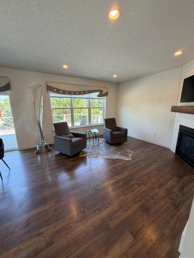 1309 Shadow Creek Curve, Eagan, MN 55123
