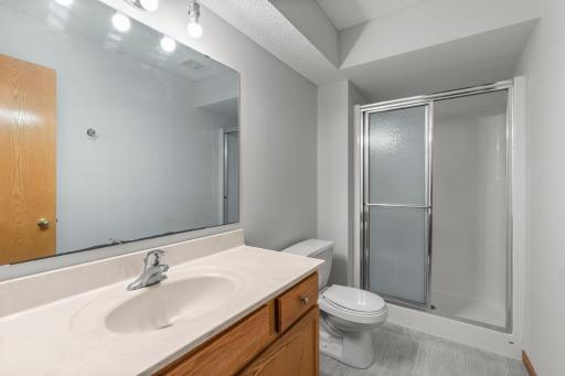 25-web-or-mls-4244 Jarmann Ln-27.jpg