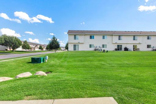 42-web-or-mls-4244 Jarmann Ln-96.jpg