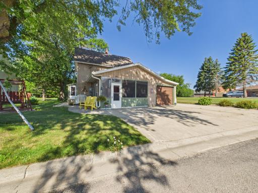 286 Park Avenue, Saint Martin, MN 56376