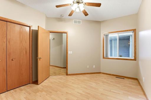 4826 Bluff Heights Trail SE, Prior Lake, MN 55372