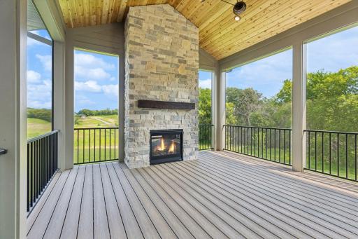 Spacious vaulted screened in porch