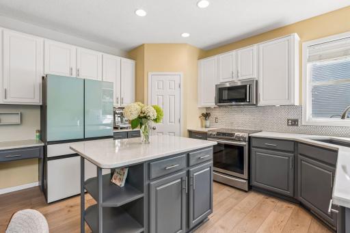 Can order variety of replaceable panel colors for fridge