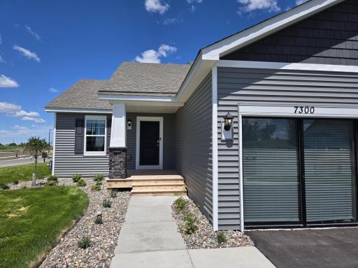The Bryant II Northern Craftsman at Highlands at Eagle View in Elko New Market. Photo is of a actual home. Options and colors may vary. Ask Sales Agent for details.