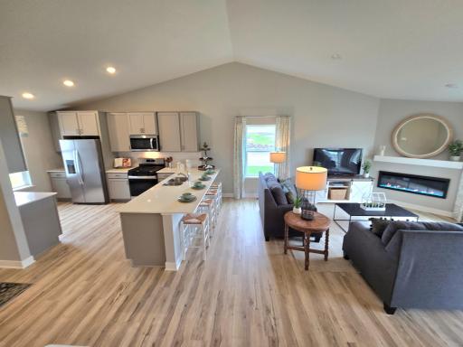 A stunning, well thought-out home design. Photo is of actual home. Options and colors may vary. Ask Sales Agent for details.