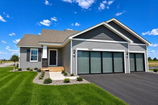 The Bryant II Northern Craftsman at Highlands at Eagle View in Elko New Market. Photo is of a actual home. Options and colors may vary. Ask Sales Agent for details.
