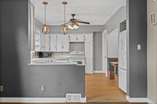 104 2nd Avenue SW, Spring Grove, MN 55974