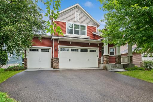 3947 Valencia Lane, Chaska, MN 55318