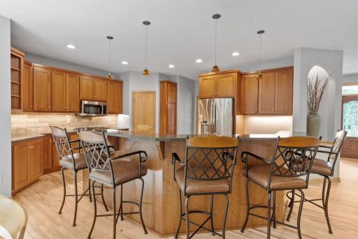 19-web-or-mls-20830 Odell Ct N-19.jpg