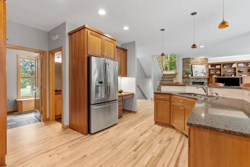 20-web-or-mls-20830 Odell Ct N-20.jpg