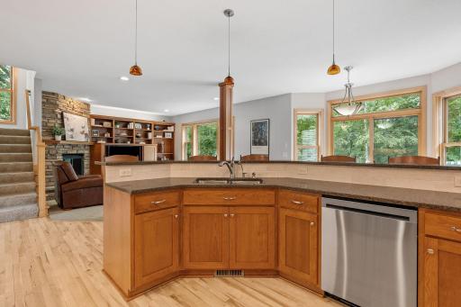 21-web-or-mls-20830 Odell Ct N-21.jpg