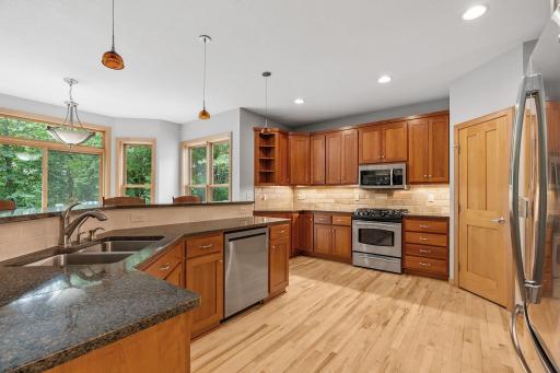 22-web-or-mls-20830 Odell Ct N-22.jpg
