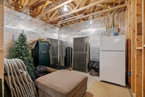 64-web-or-mls-20830 Odell Ct N-65.jpg