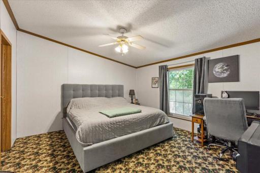 Primary Suite / 13x13 Bedroom