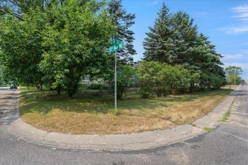Corner Lot / Across the Street from Memorial Park