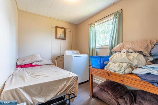 49 Gordon Street, Soudan, MN 55782