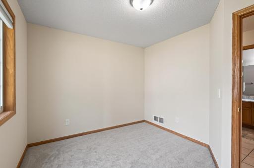 3900 51st Avenue N, Brooklyn Center, MN 55429