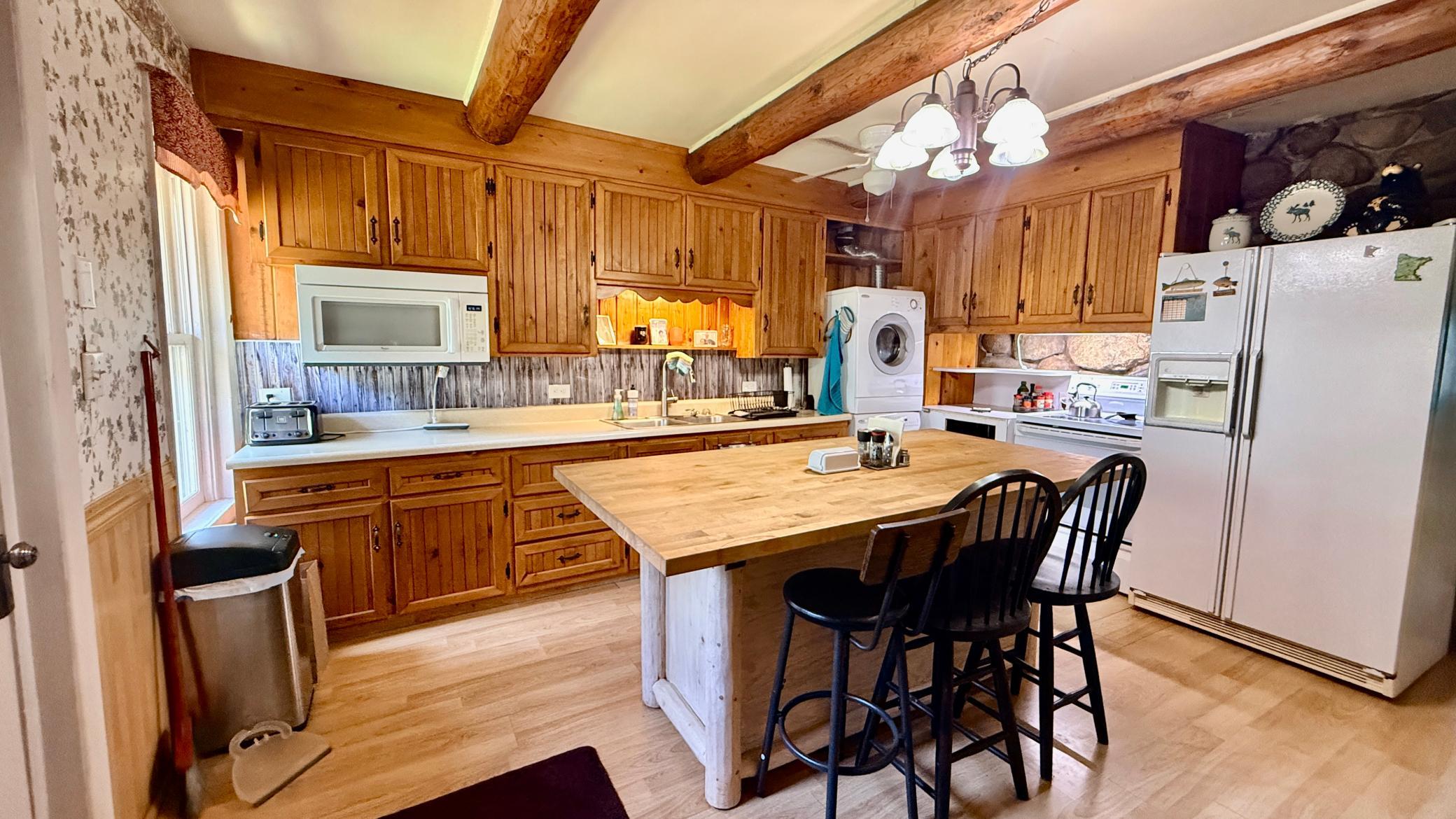 Kitchen.JPG