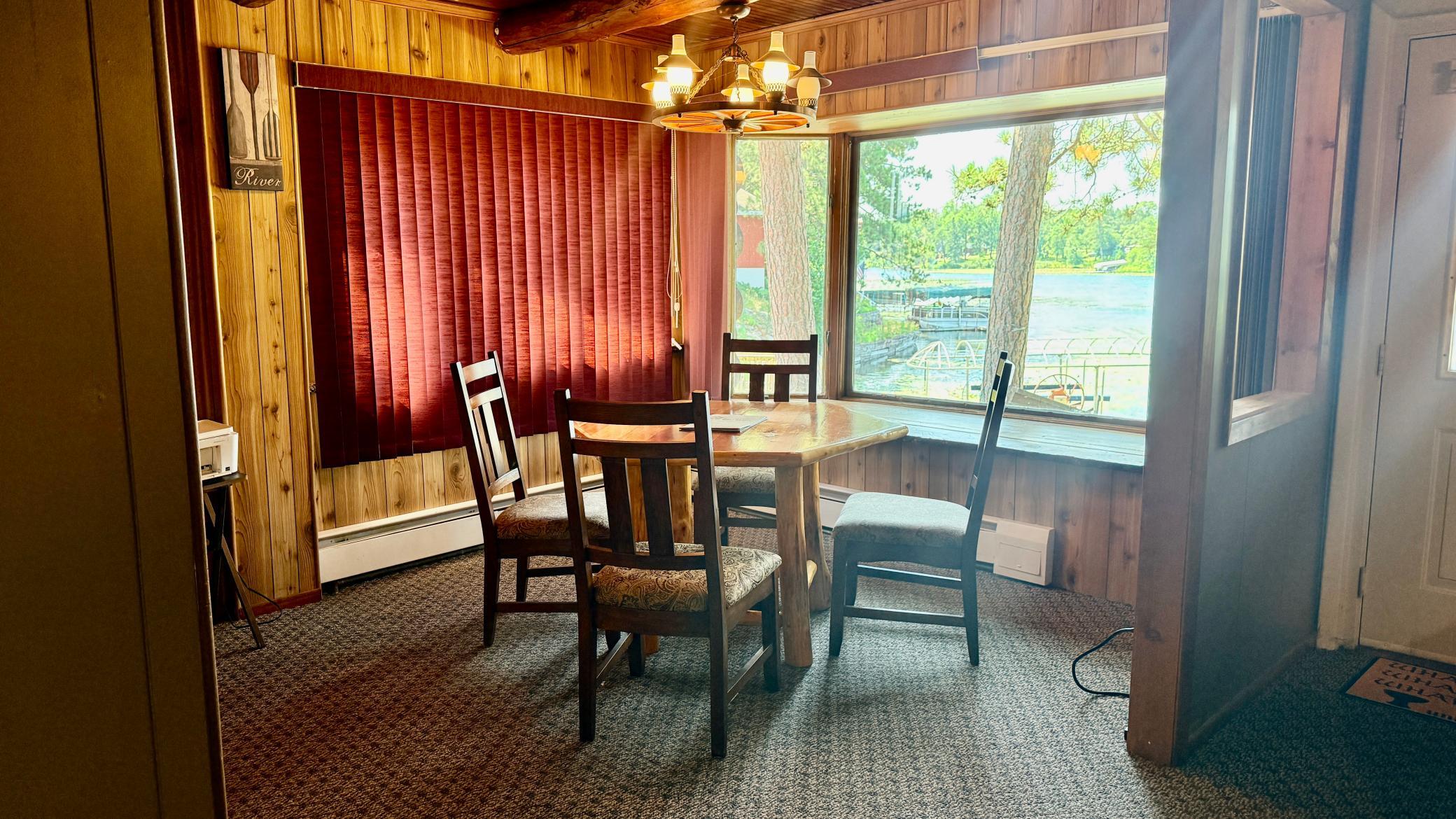 Dining Room.JPG