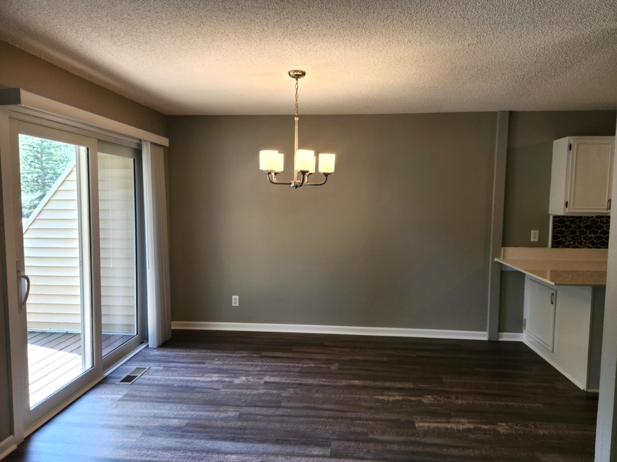 Dining Room.JPG