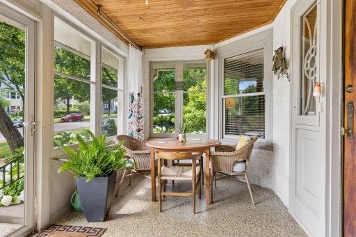1818 Kenwood Parkway - Spacecrafting - 0015.jpg