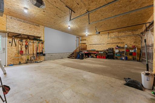19543 Naples Street NE, Cedar, MN 55011