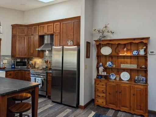 1216 Oak Drive, Montevideo, MN 56265