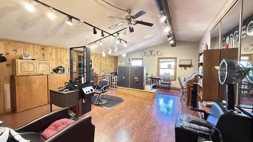 Salon