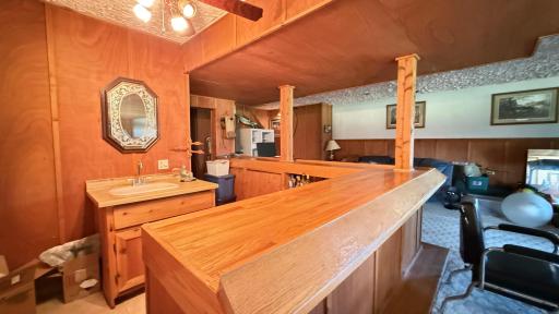 Custom Bar
