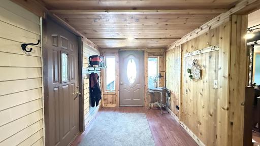 Breezeway between Garage and Salon