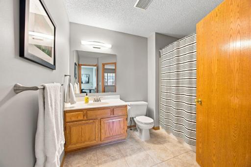 8473 Cortland Road, Eden Prairie, MN 55344