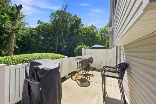 8473 Cortland Road, Eden Prairie, MN 55344
