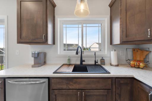 22 kitchen.jpg