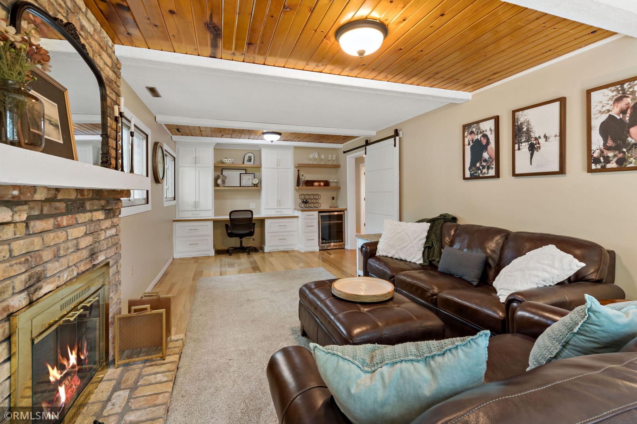 9-web-or-mls-10581_Lake_Fall_Dr_Eden_Prairie_MN_0020.jpg
