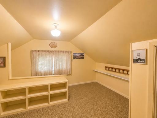 11.1 Upstairs Room.jpg