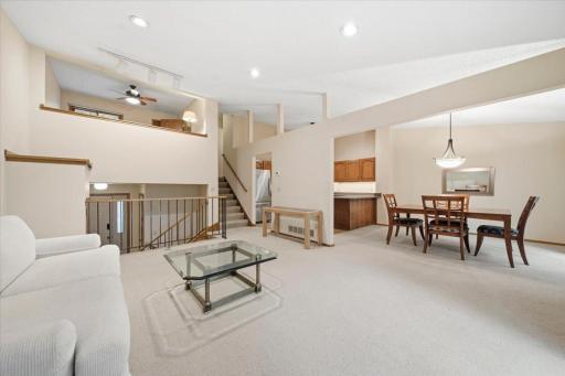 18321 Creeks Bend Drive, Minnetonka, MN 55345