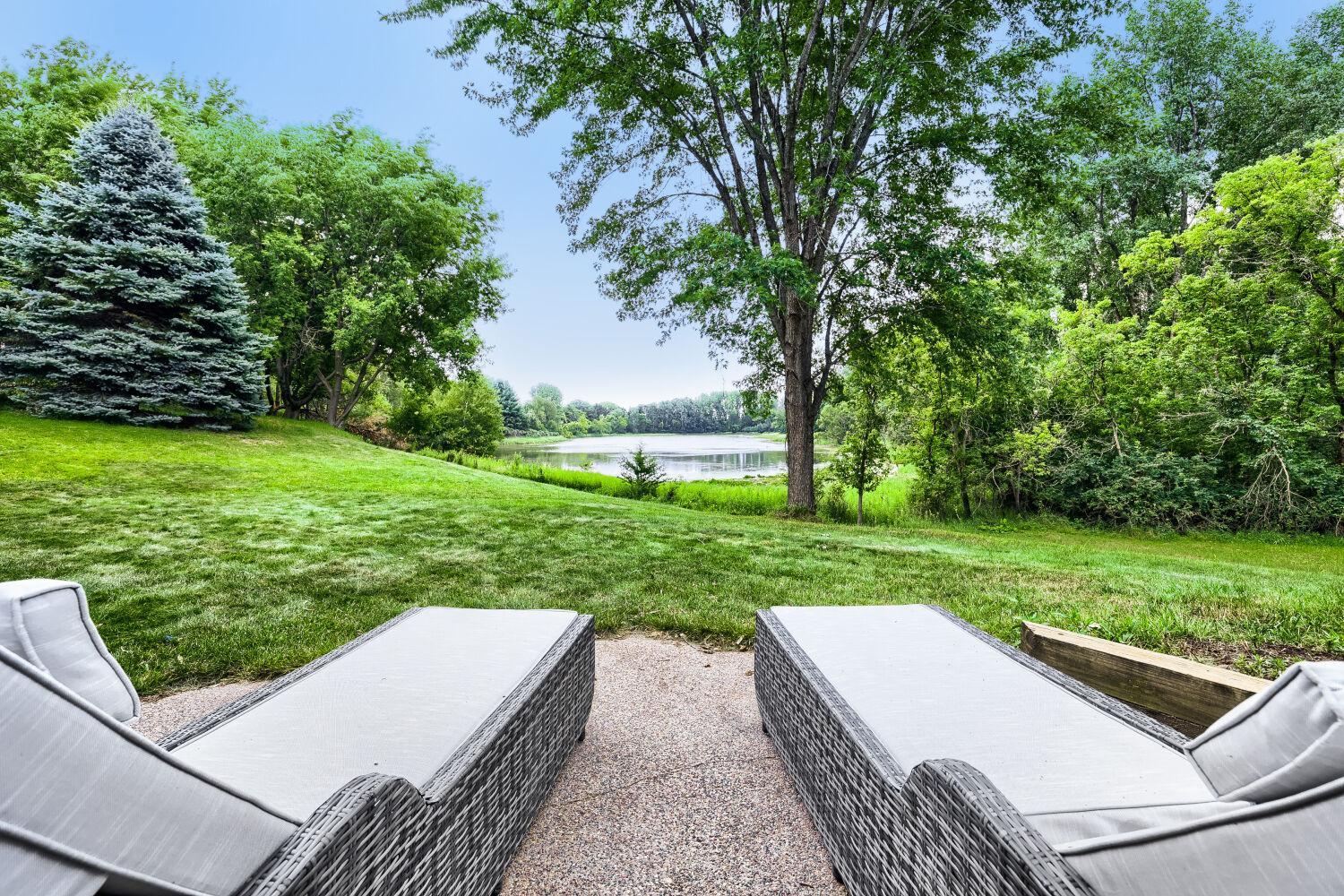87 Backyard.jpg