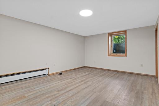 6516 Georgia Avenue N, Brooklyn Park, MN 55428