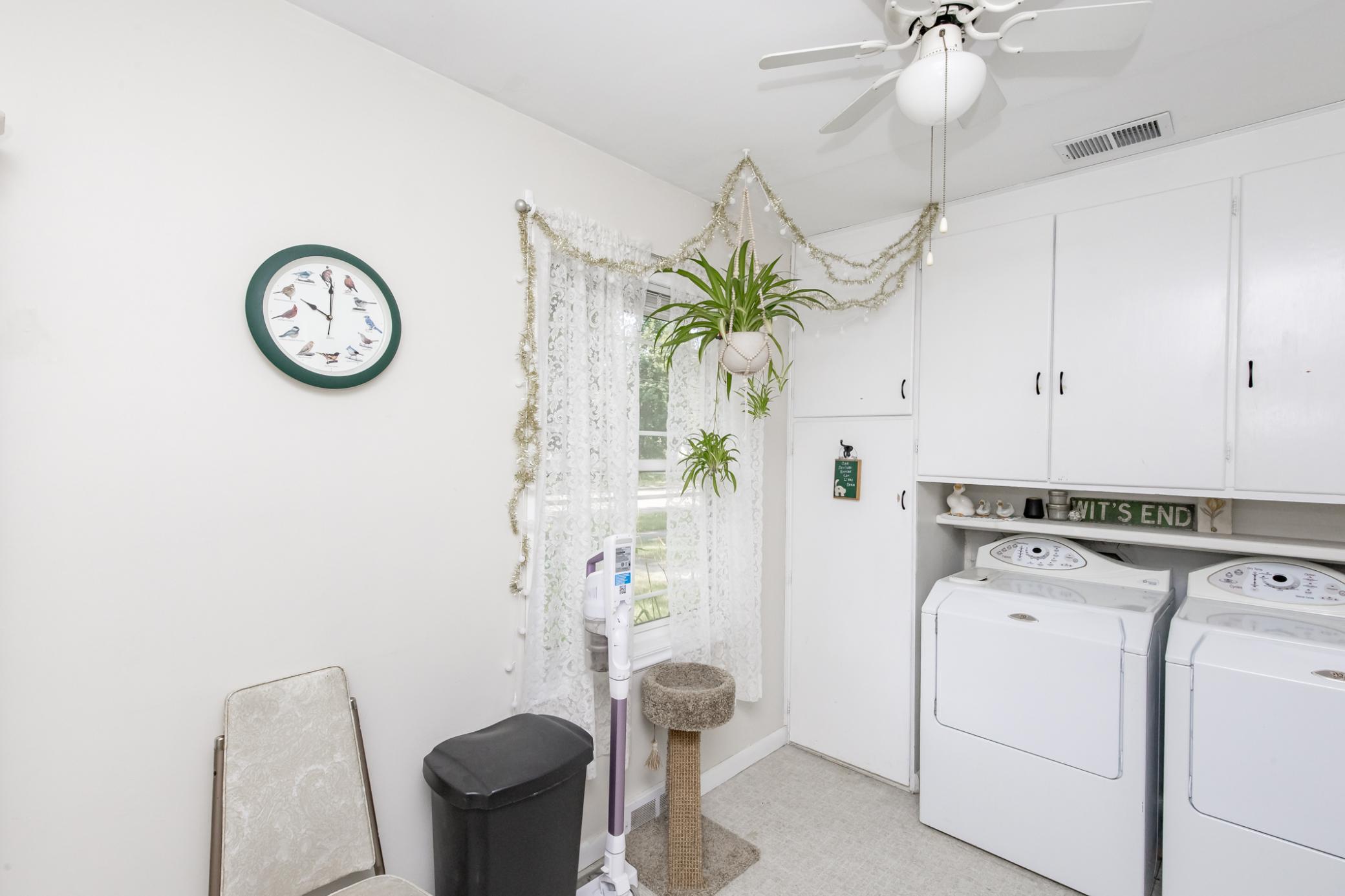 1601 Laundry