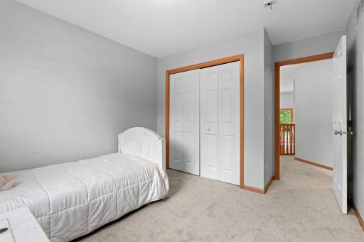 36-web-or-mls-1361 Foxtail Glen-36.jpg