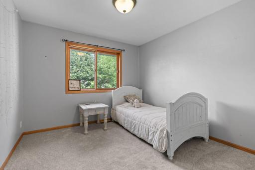 35-web-or-mls-1361 Foxtail Glen-35.jpg