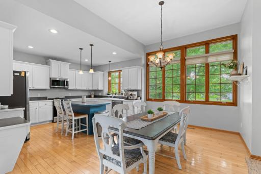 15-web-or-mls-1361 Foxtail Glen-15.jpg