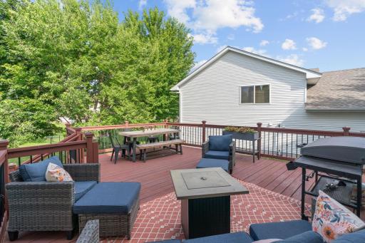 7-web-or-mls-1361 Foxtail Glen-7.jpg