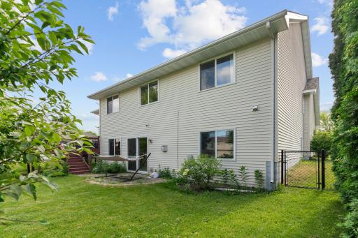 11-web-or-mls-1361 Foxtail Glen-11.jpg