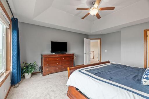 39-web-or-mls-950 Drew Dr-39.jpg
