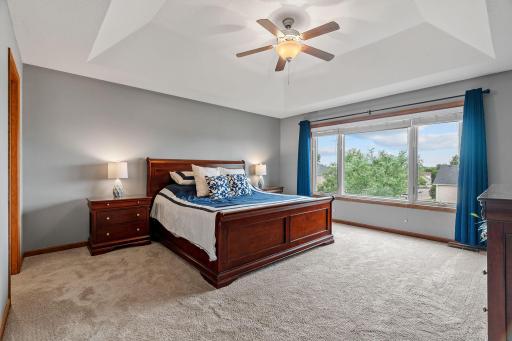 37-web-or-mls-950 Drew Dr-37.jpg