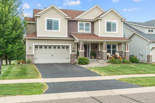2-web-or-mls-950 Drew Dr-2.jpg