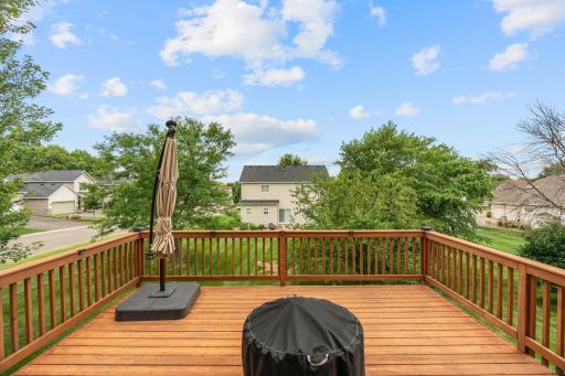 8-web-or-mls-950 Drew Dr-8.jpg