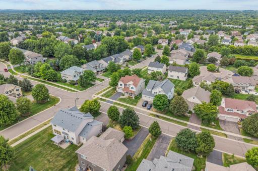 10-web-or-mls-950 Drew Dr-10.jpg