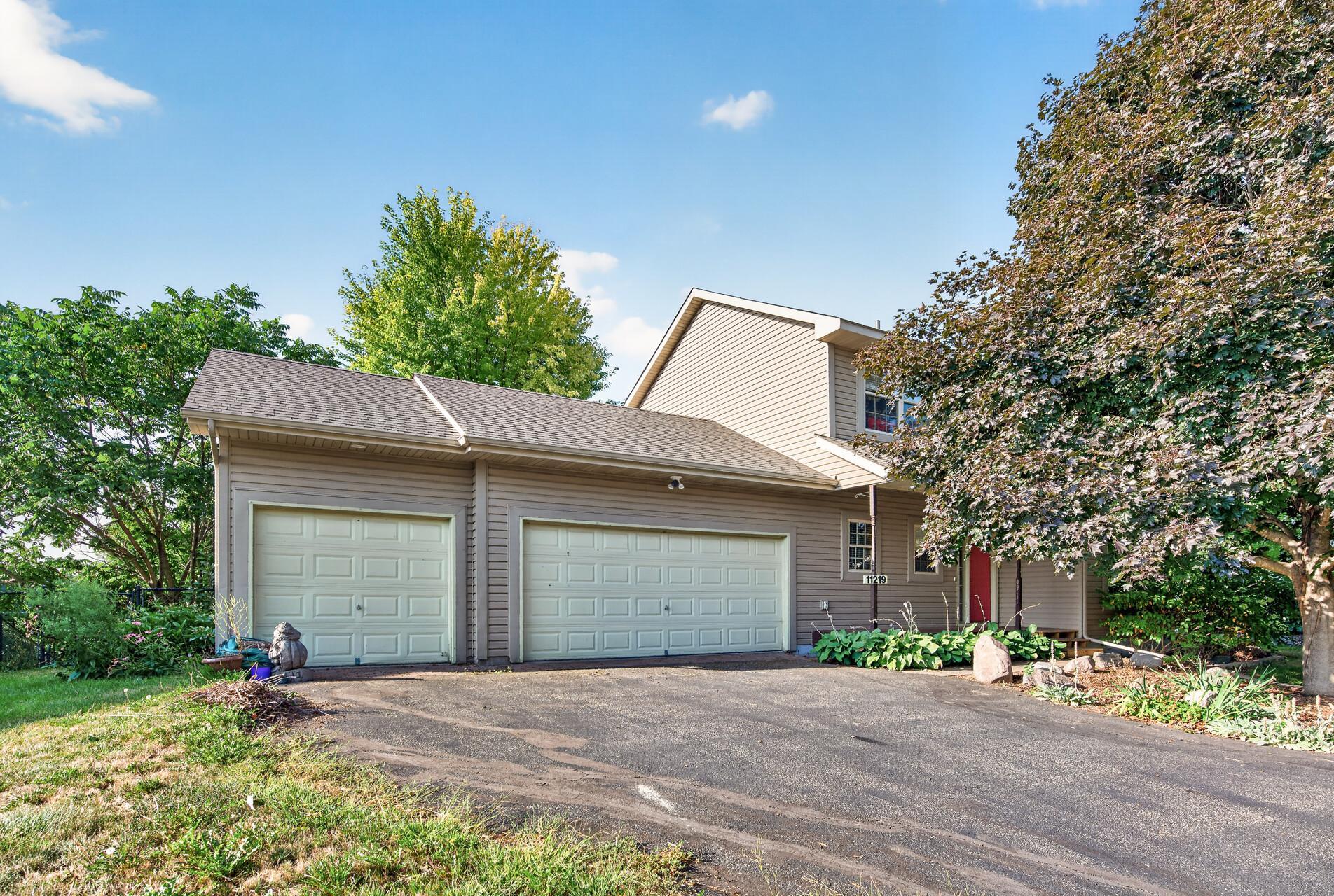 Property photo for 11219 22nd Street NE, Saint Michael, MN 55376